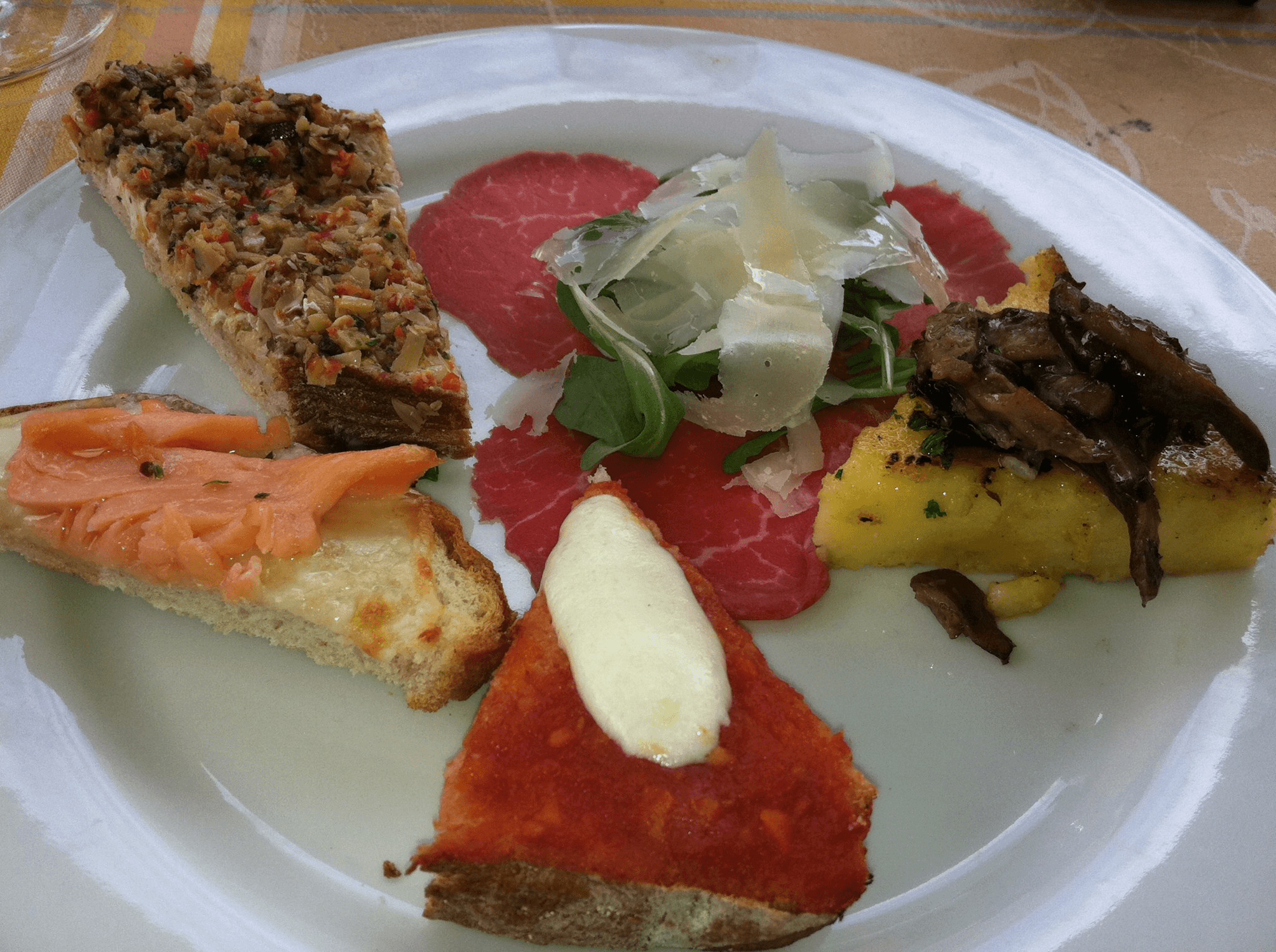 Plated appetizer sampler from Annapolis food tour tasting