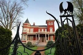 Stephen King-Themed Private Tour with SK Tours of Maine