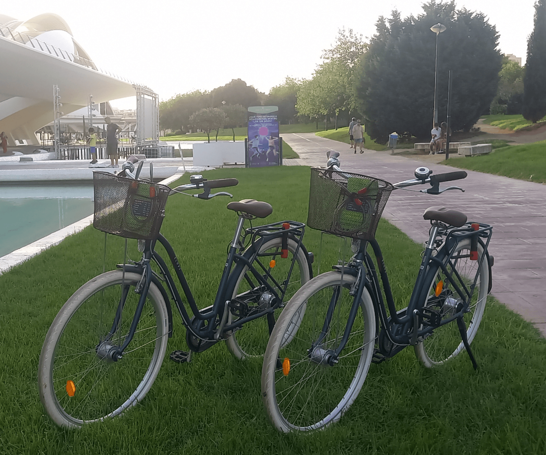 Bike Rental & City Adventures with Sun and Bikes Valencia