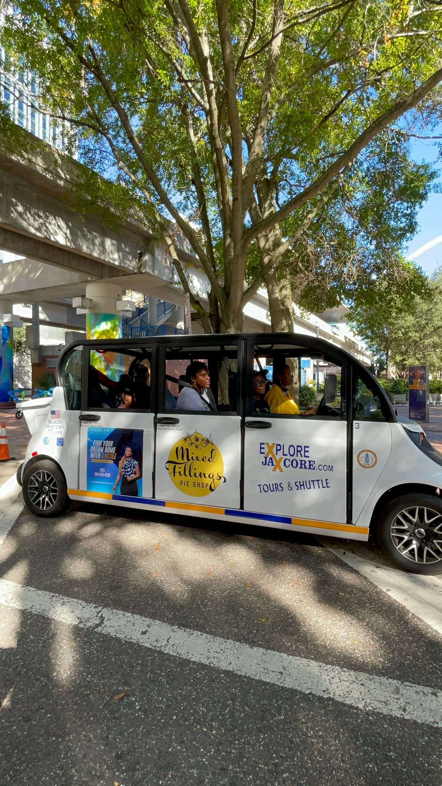 Explore Jacksonville’s Black Heritage on an Electric Golf Car Tour