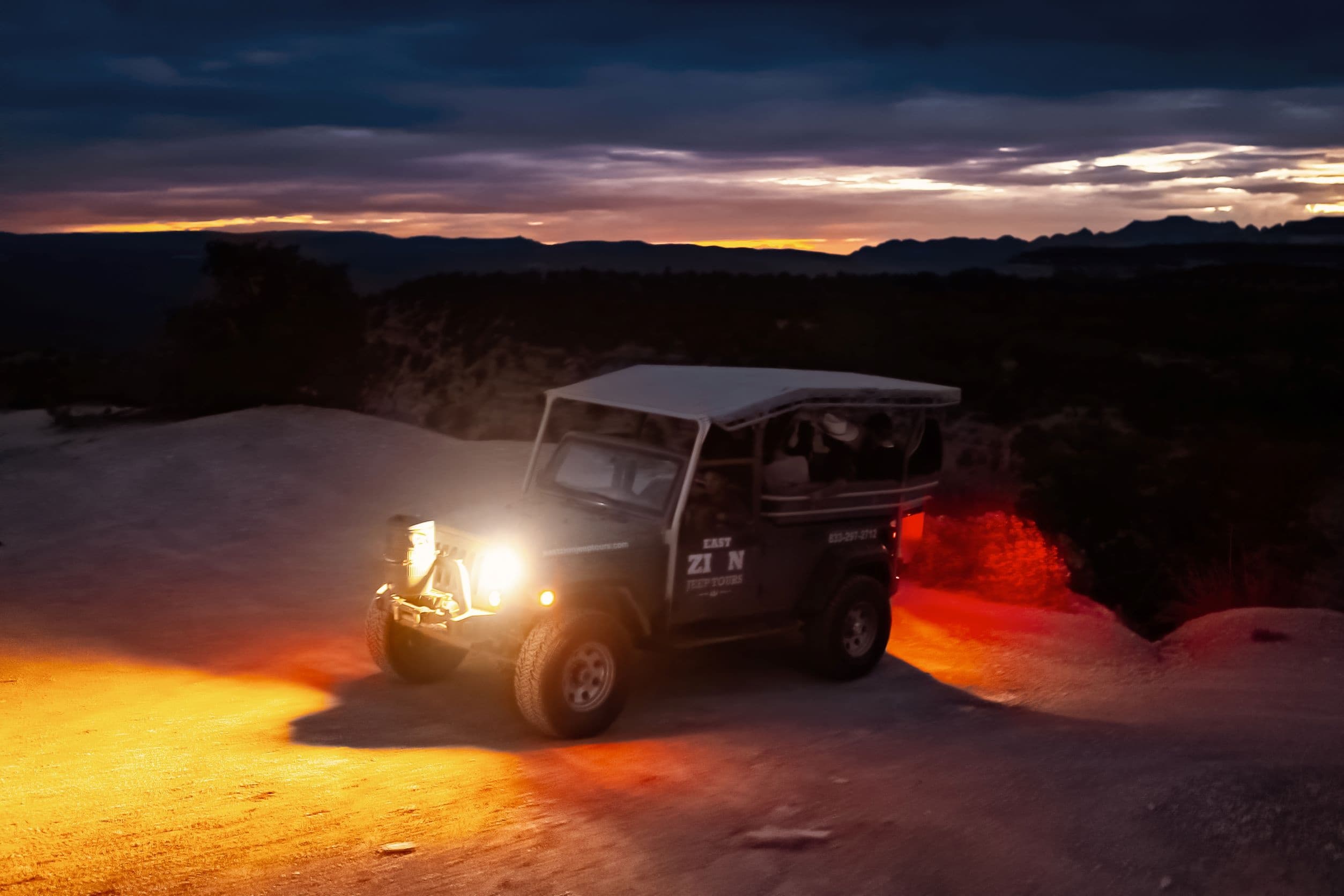 Land Adventures with East Zion Adventures: Sunset & Stargazing