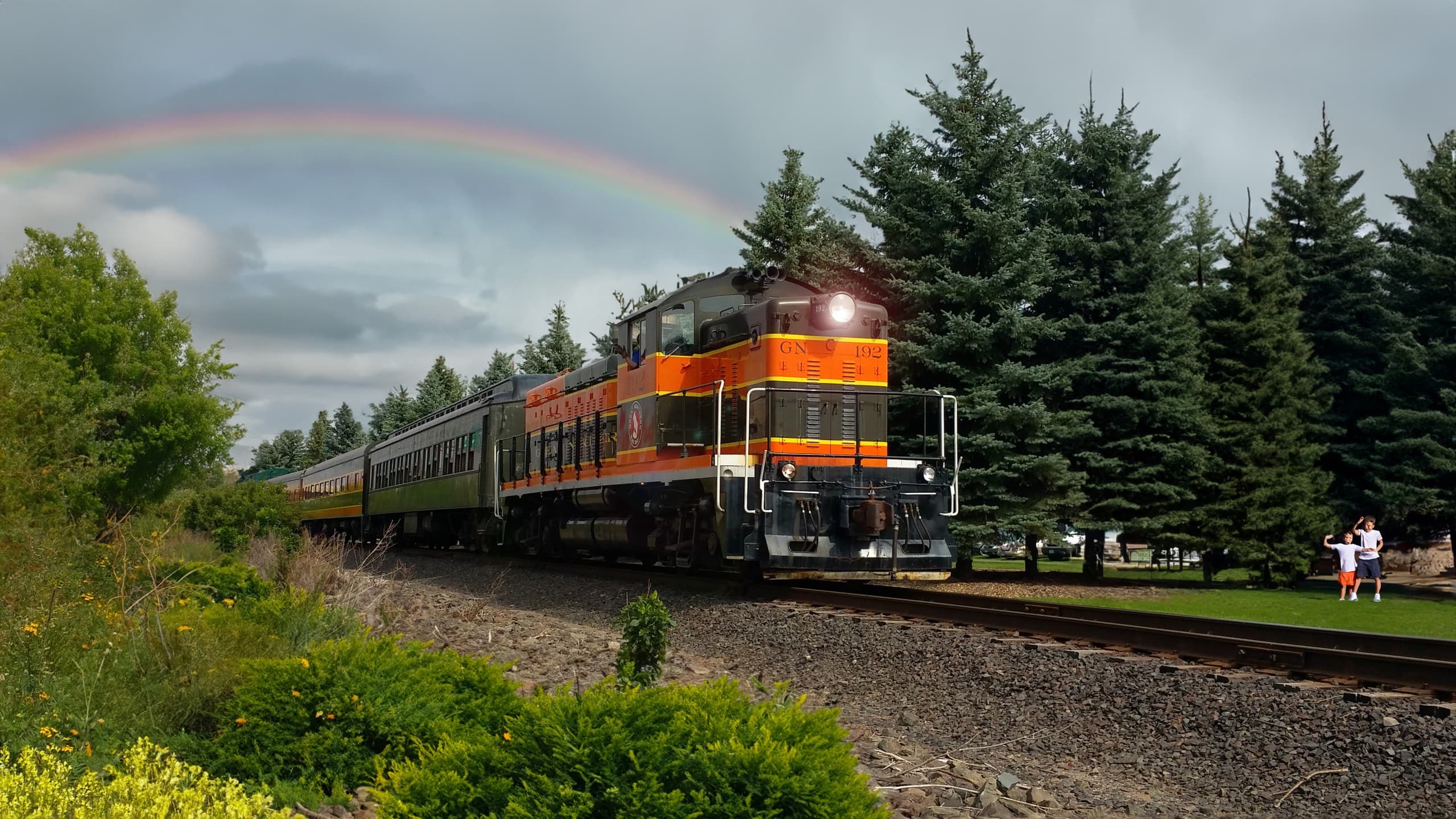 Two Harbors Turn Coach Seats Scenic Railroad Ride
