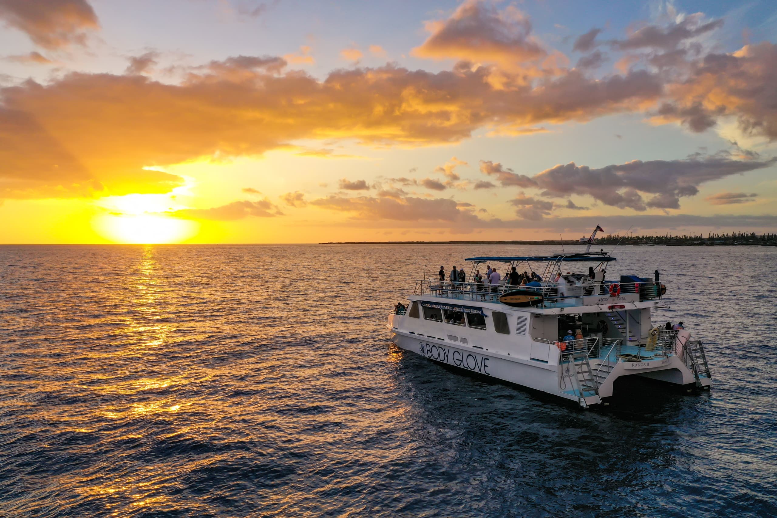 Historical Dinner Cruise in Kailua-Kona, Hawaii