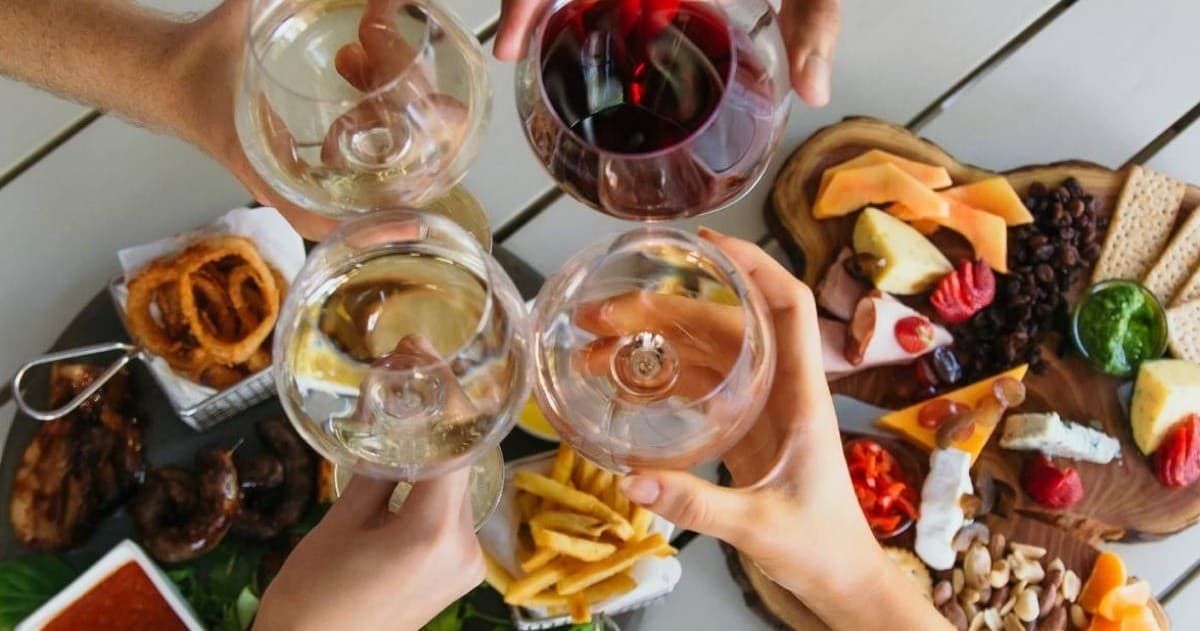 Private Wine Tasting: Full-Day Stellenbosch & Franschhoek Wine Journey from Cape Town
