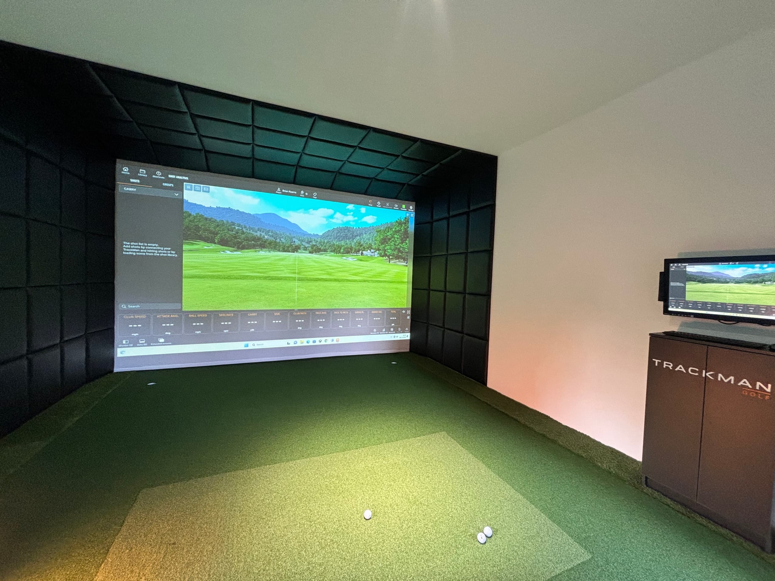 Indoor Golf Simulator Experience at Ormeau Golf Club