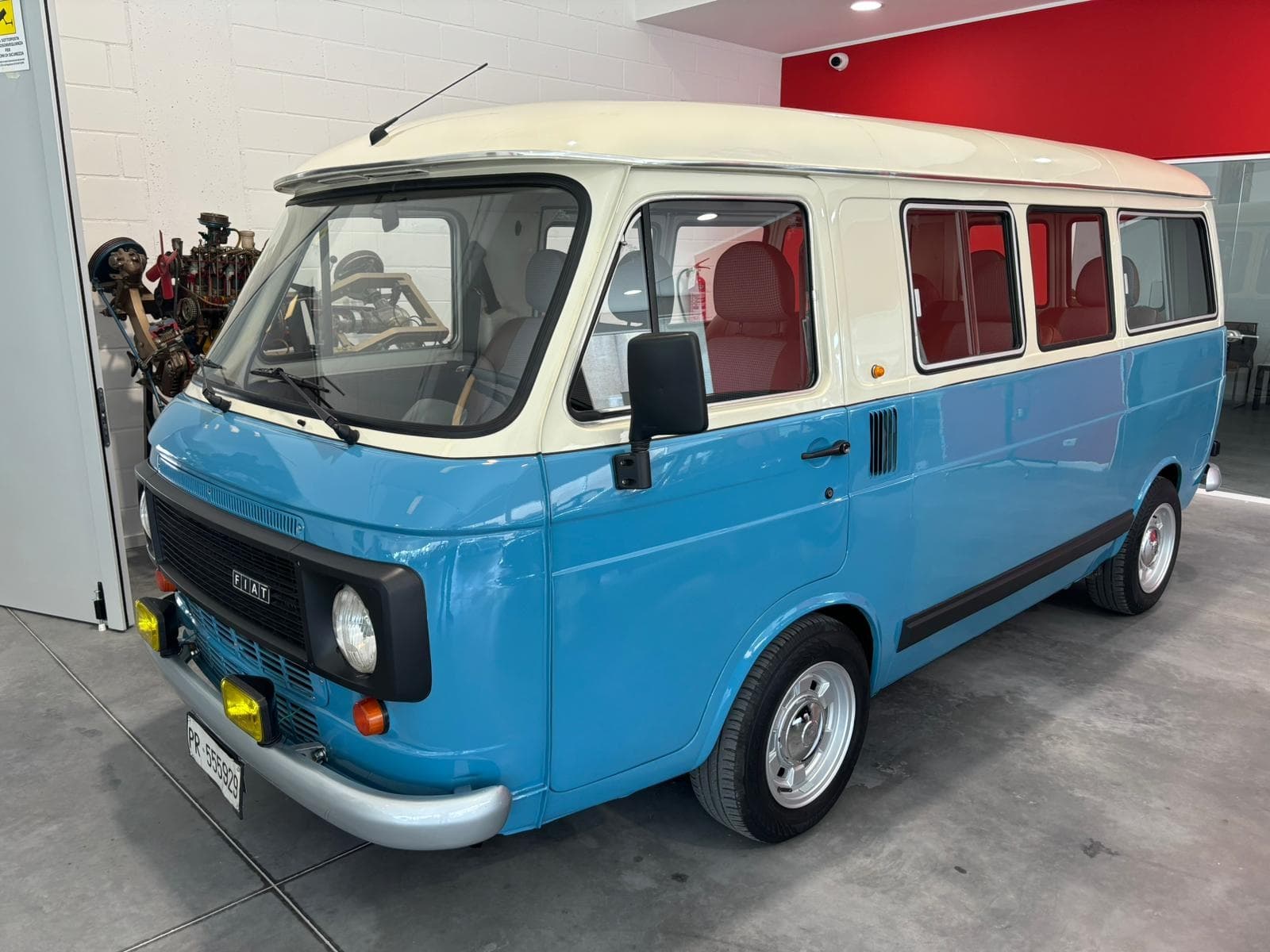 Land Adventures: Vintage Van Tour of Florence with Keys of Italy