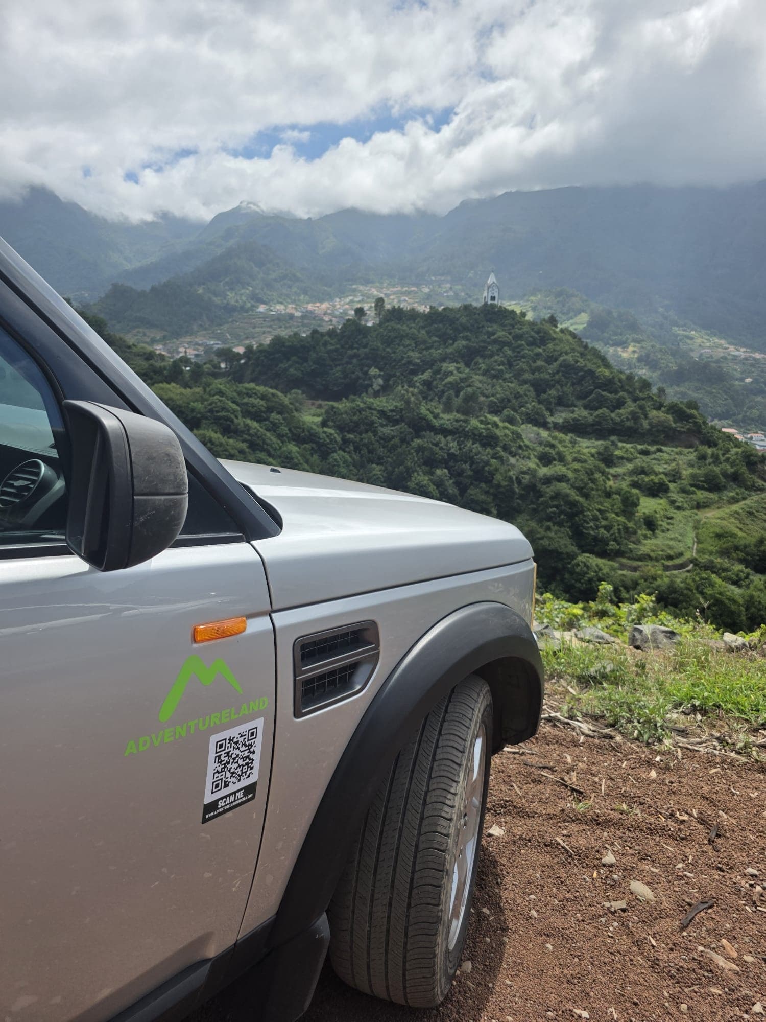 Private Deluxe: Custom 4x4 Tours of Madeira's Cliffs, Plateaus & Volcanic Pools photo 2
