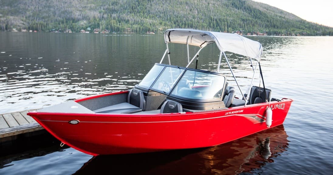 Grand Lake Boat Rentals: 17-Foot Lund for Self-Guided Cruises and Fishing
