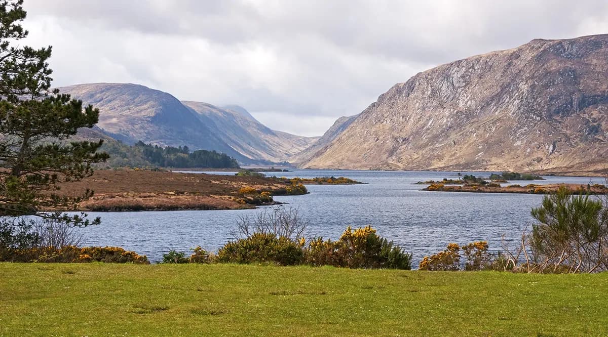 Outdoor Land Adventure: Belfast & Donegal with Wee Tours NI