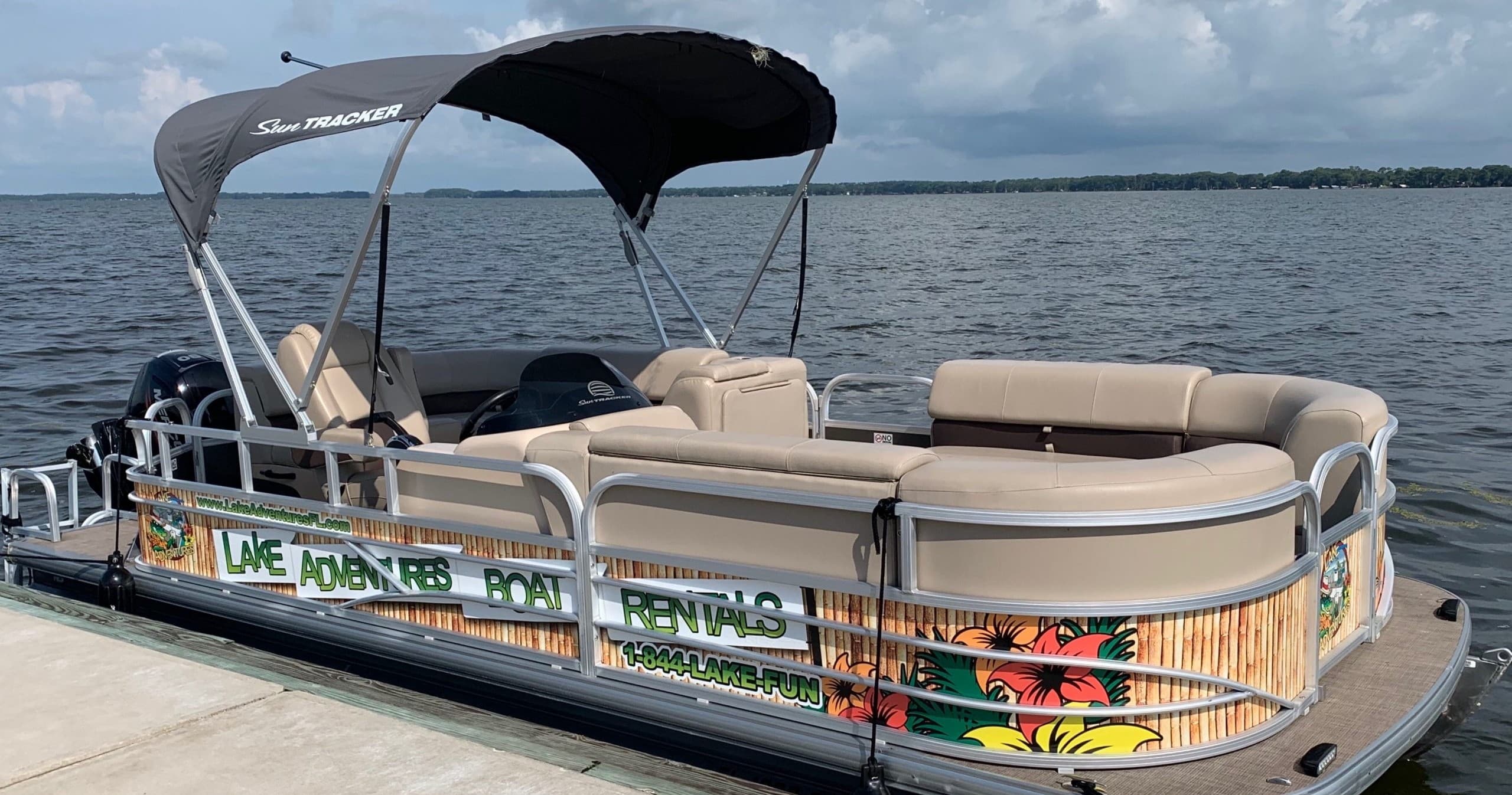 Pontoon Boat Rentals in Eustis with Lake Adventures