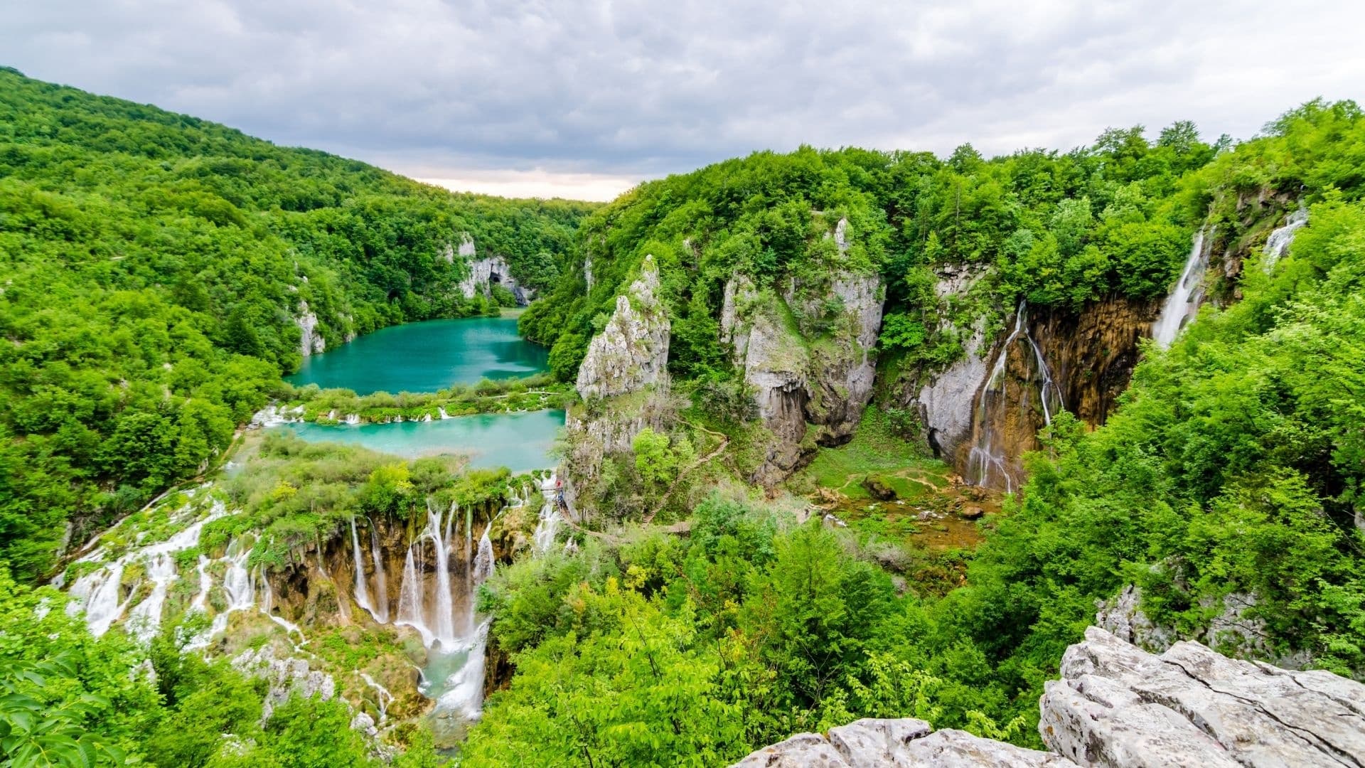 Plitvice Lakes Day Trip with Waterworld d.o.o. from Split