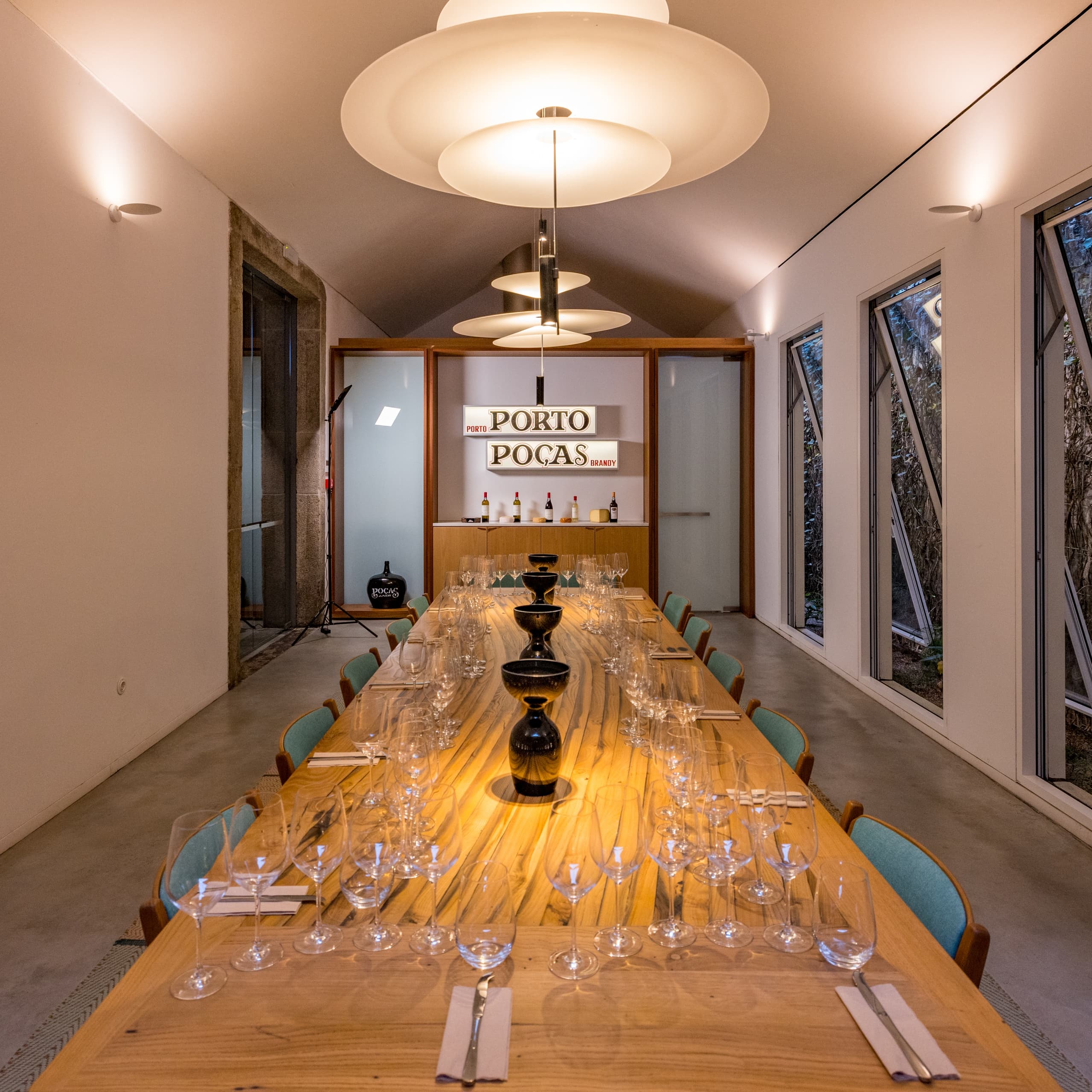 Private Group Experience with Poças Wines in Vila Nova de Gaia