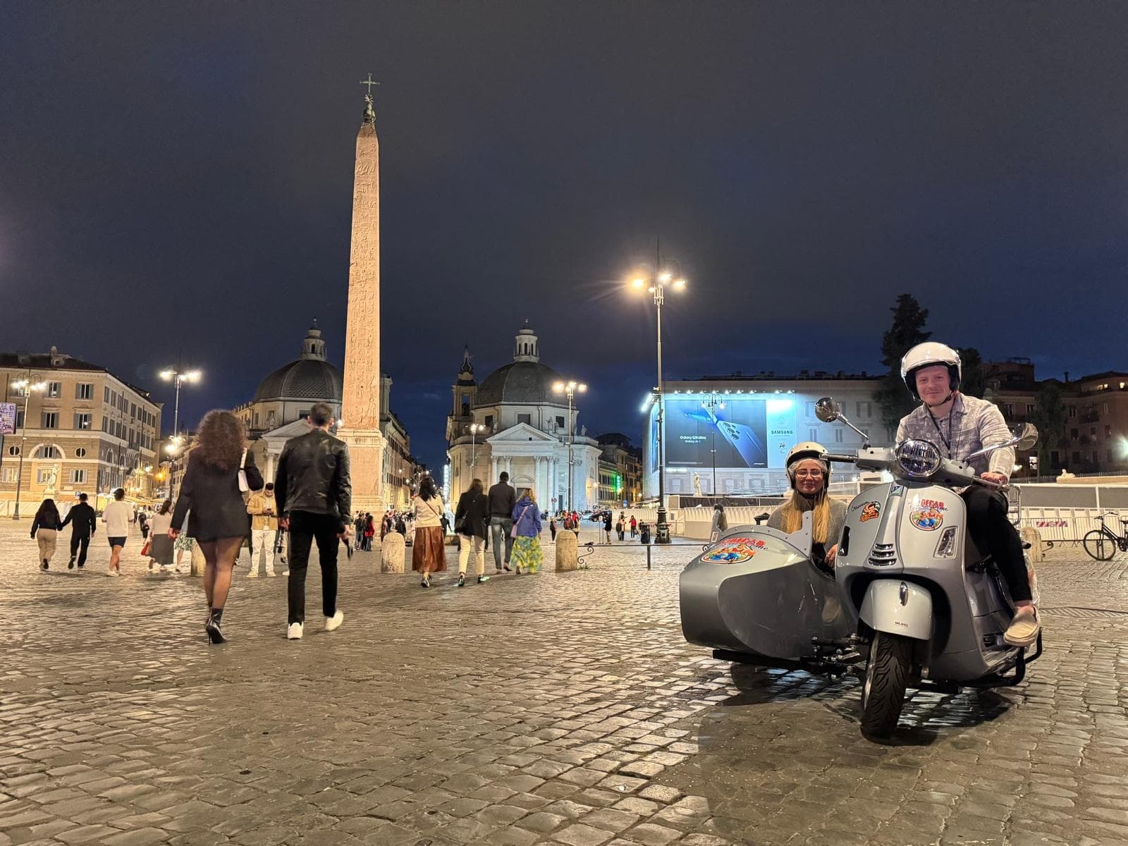 Vespa Sidecar Night Tour with Rome in Golf Cart