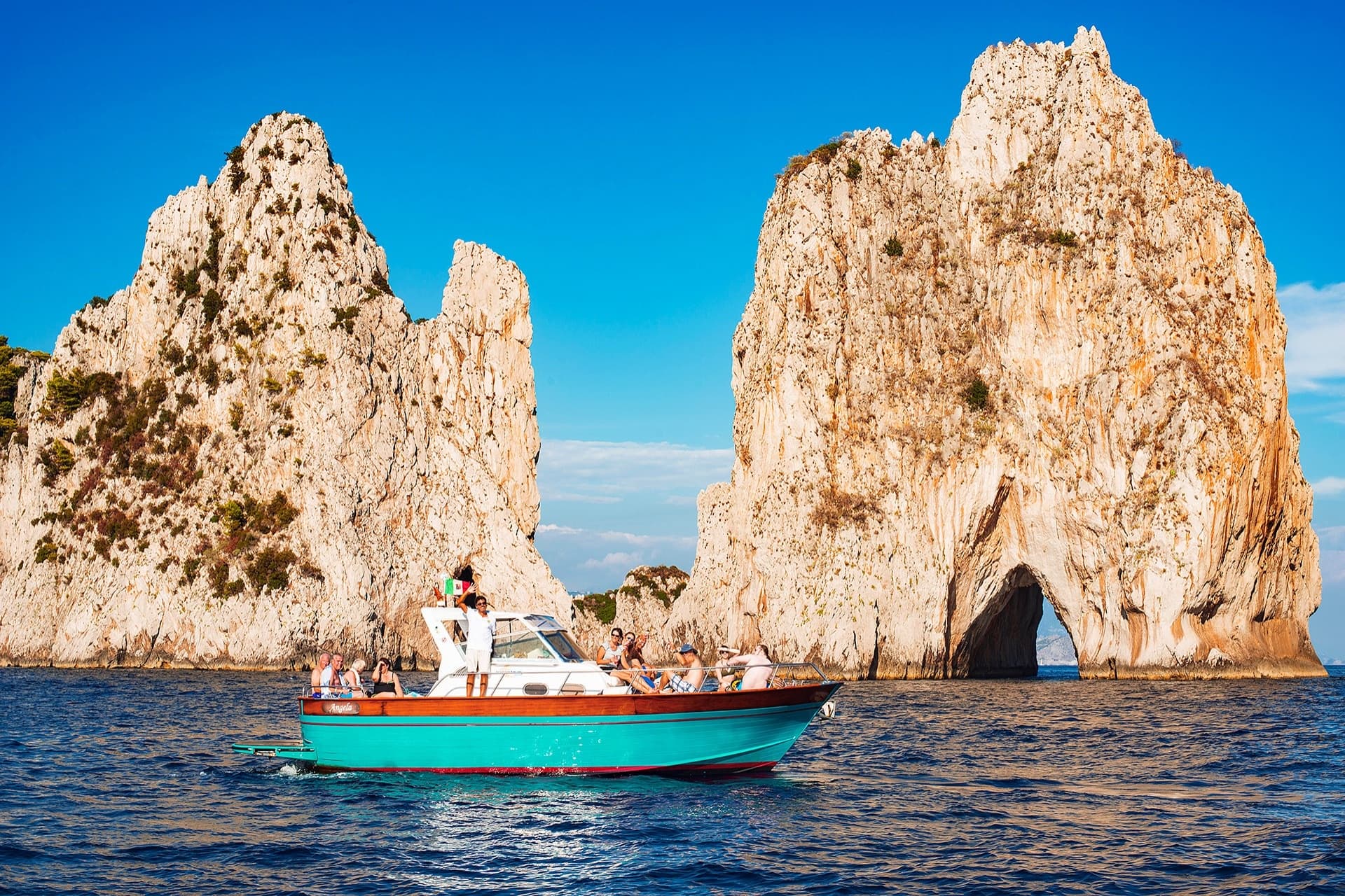 Private Boat to Capri: Hidden Caves & Faraglioni from Positano