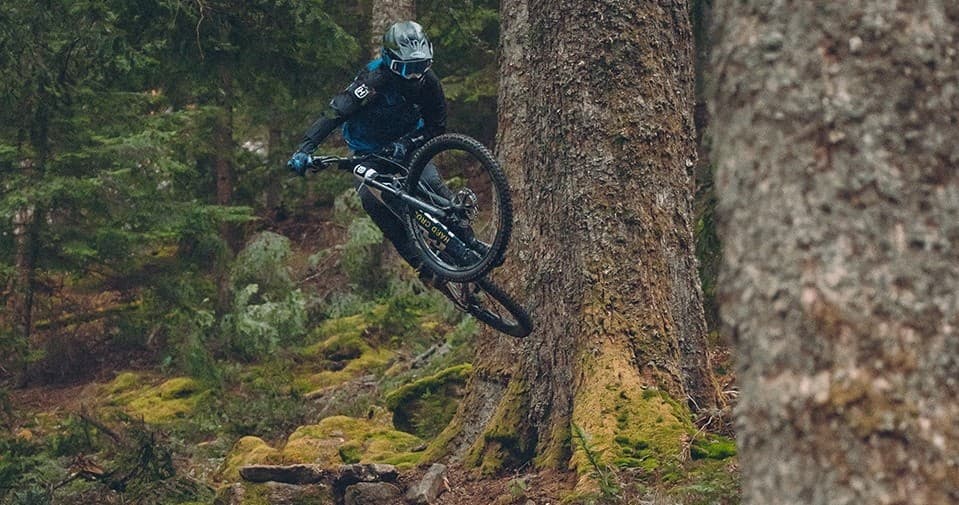 Explore Bellaire on Large E-Mountain Bike Rentals