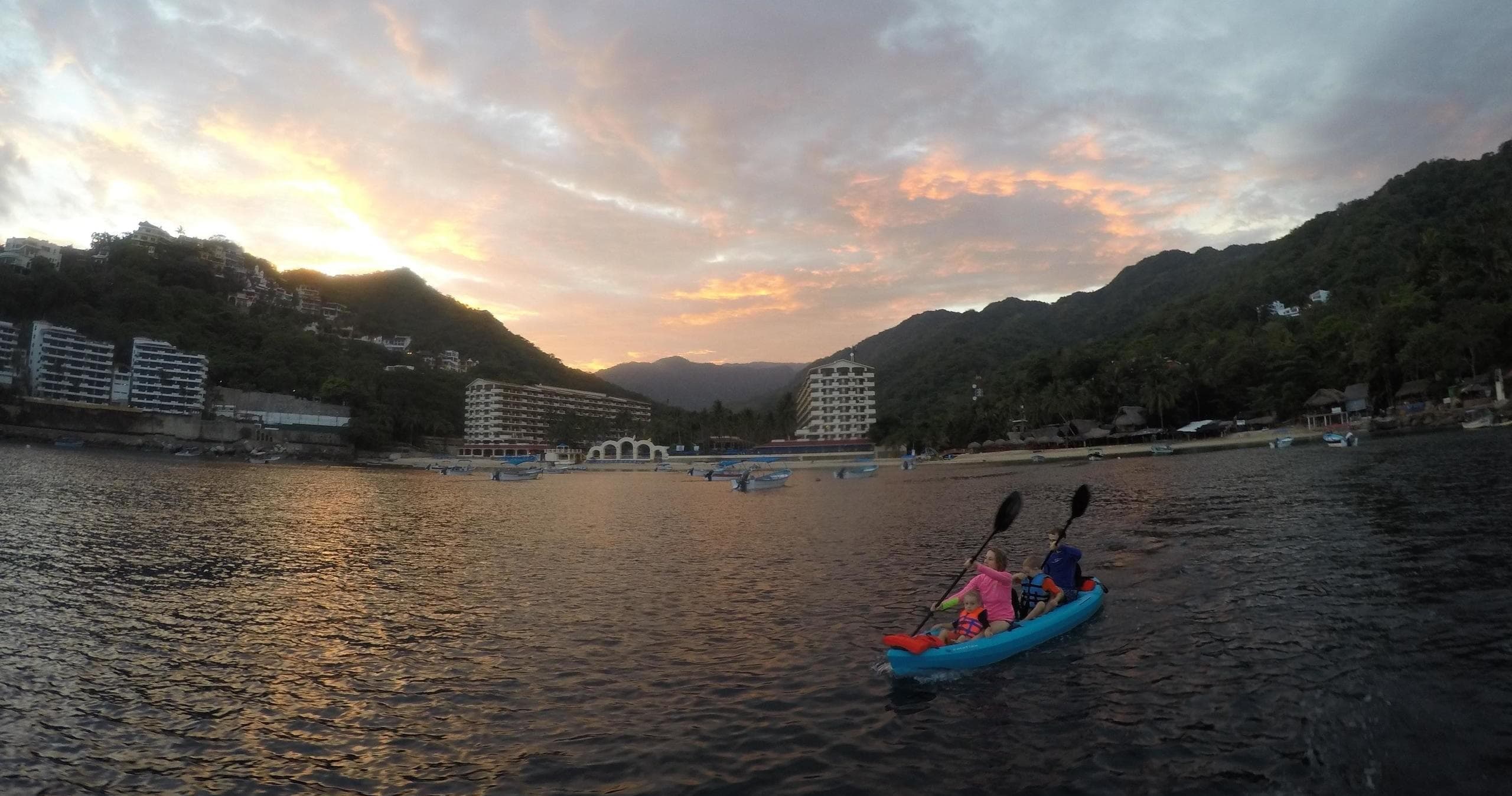 Water Activities in Vallarta with Paddle Zone