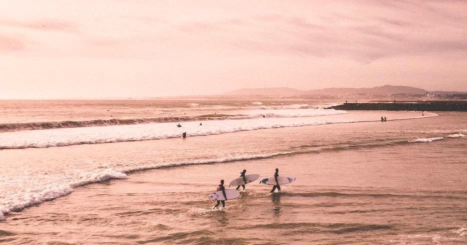 Surf Lessons at Suds Surf School in Sandend, Scotland