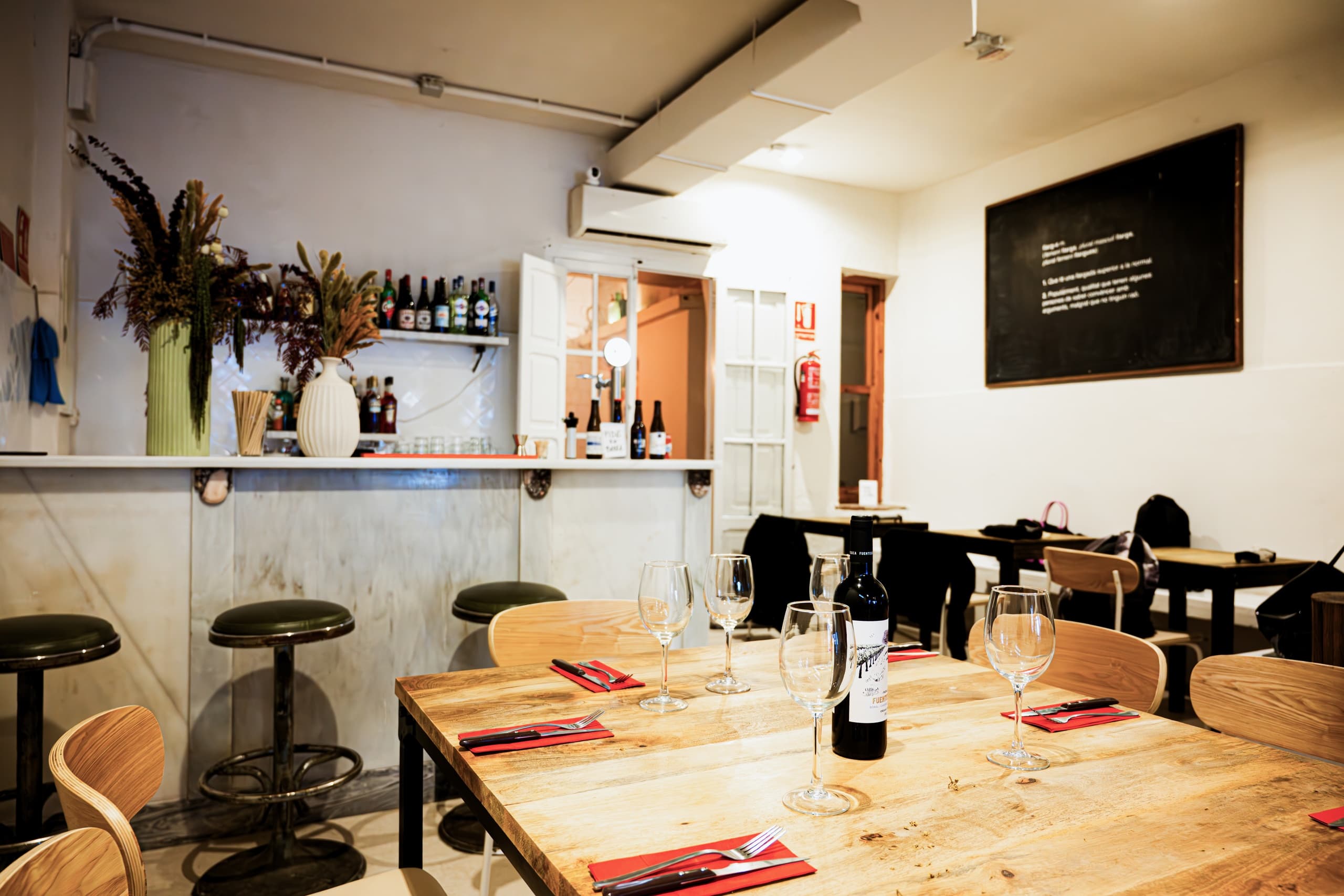 Make Your Own Valencian Seafood Paella: Market-to-Pan Workshop in Russafa photo 2