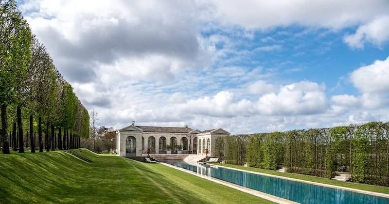 Private Medoc Wine Tour with Decanter Tours in Bordeaux