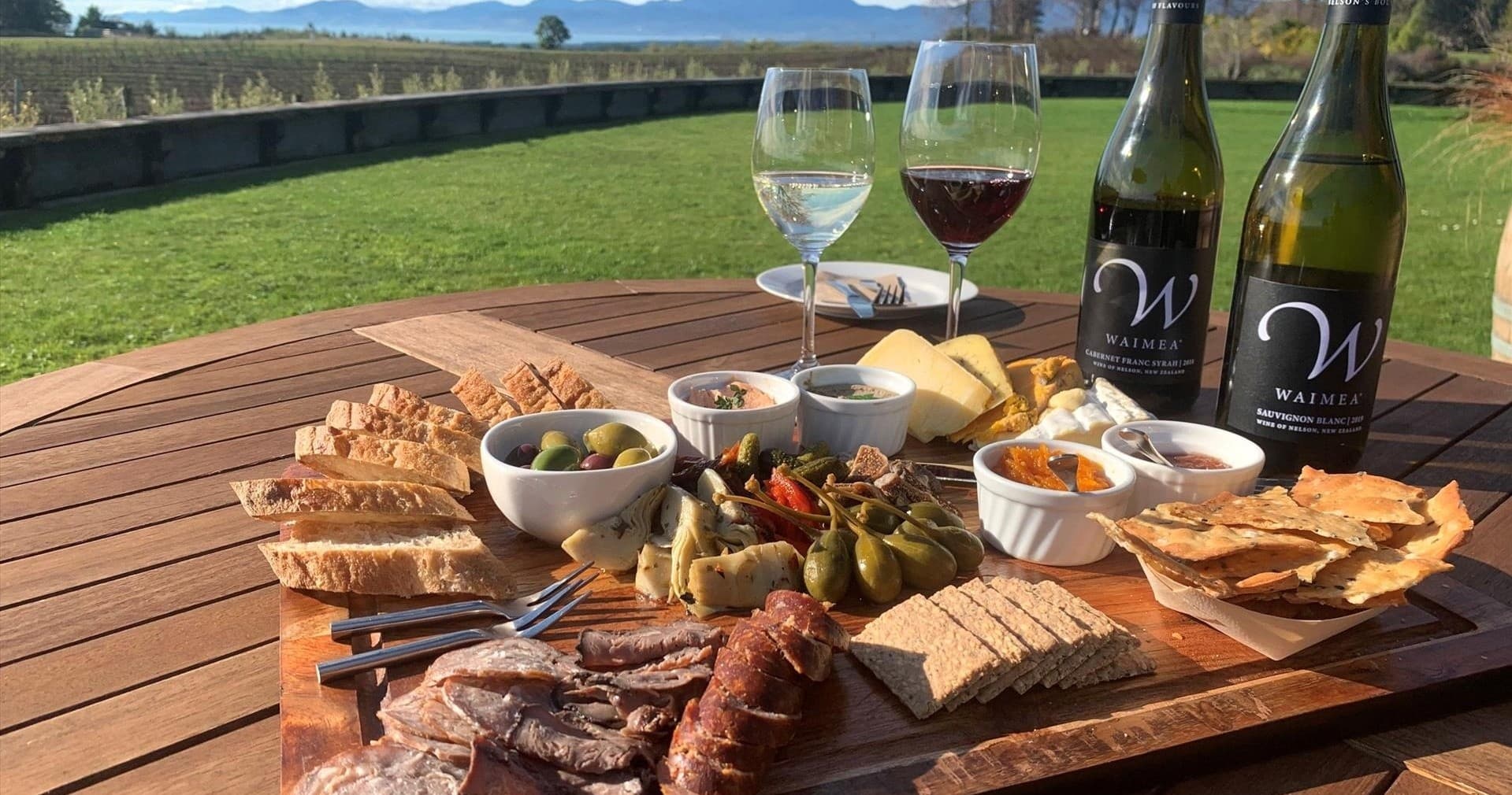 Wine & Wilderness Tour: Discover Nelson's Vineyards