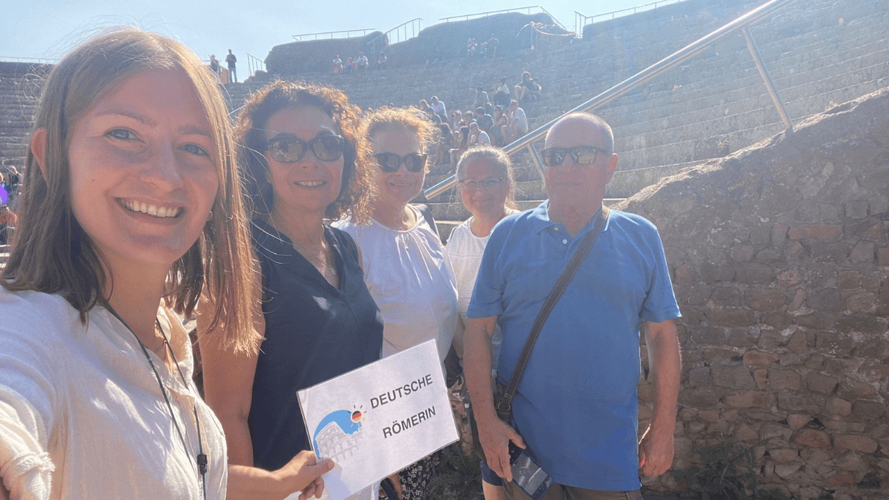 Ancient Ruins & Roman Heritage: Deutsche Römerin at Ostia Antica