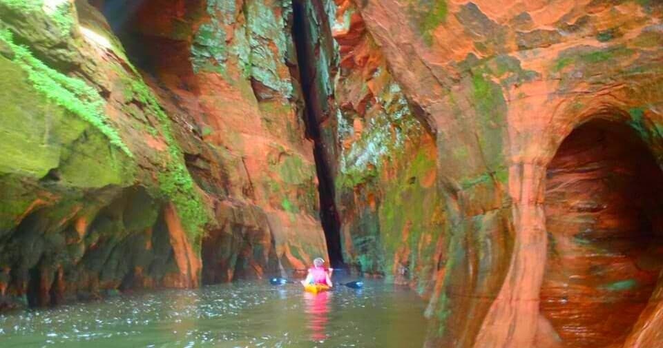 Kayaking Sea Caves at Meyers Beach, Bayfield