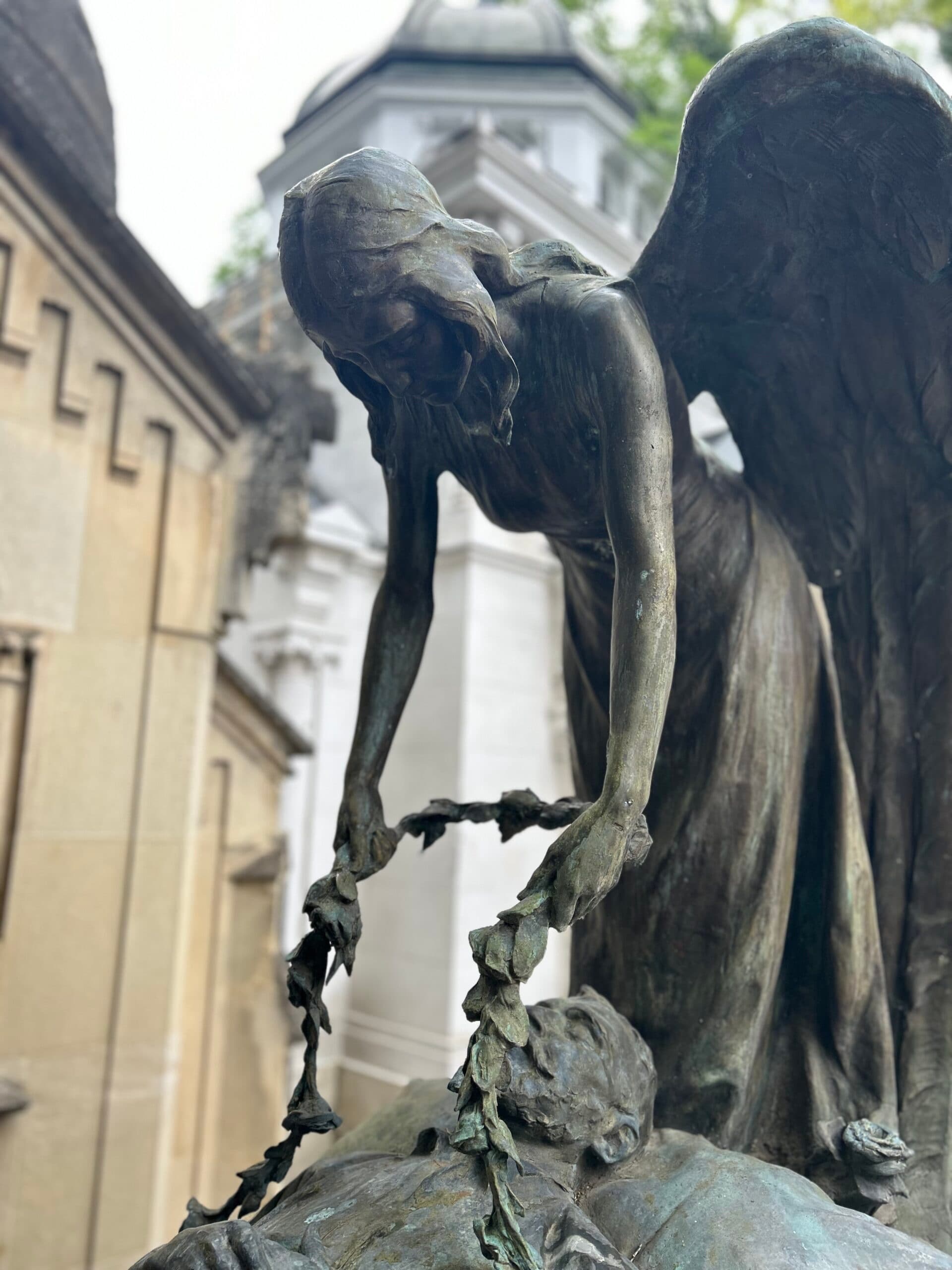 Haunting History at Bellu Cemetery with Walkative!