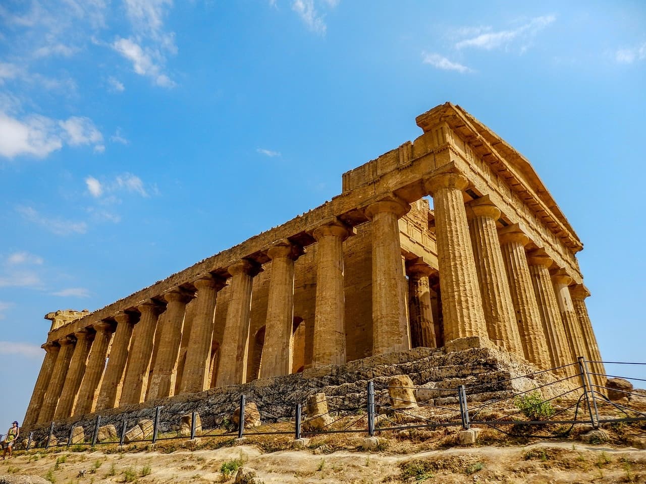 Outdoor Adventure: Bologna Tour’s Valley of the Temples in Agrigento