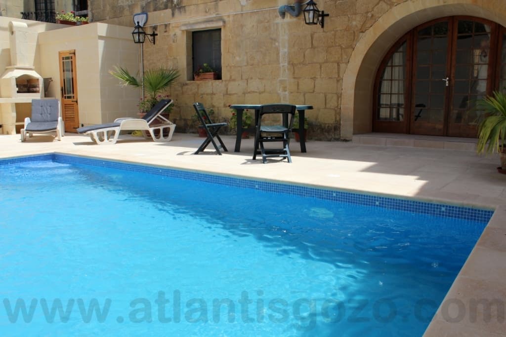 Stay at Pepprina Farmhouse with Atlantis Diving Centre