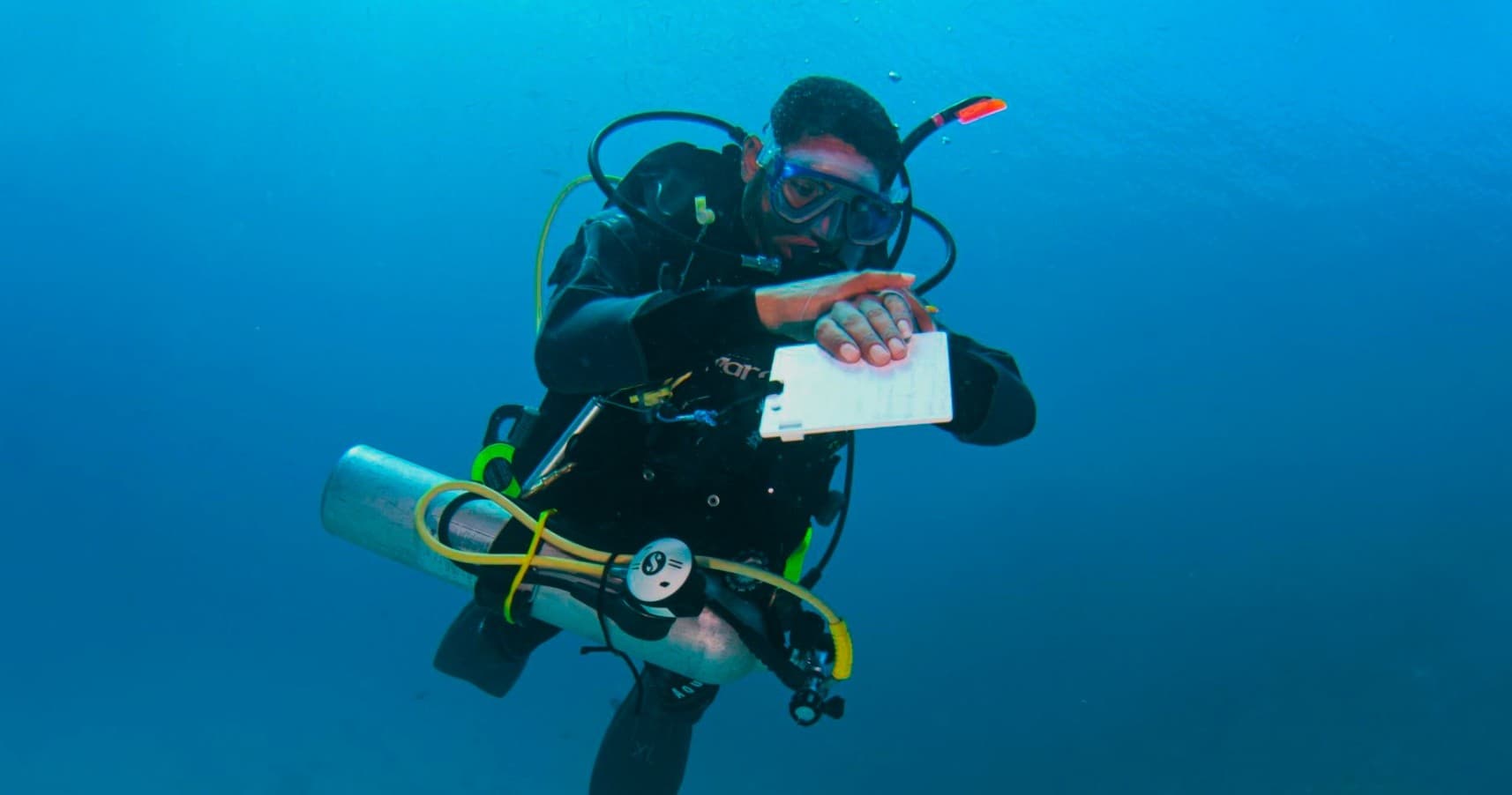 Master Buoyancy Diving in Monterey, California