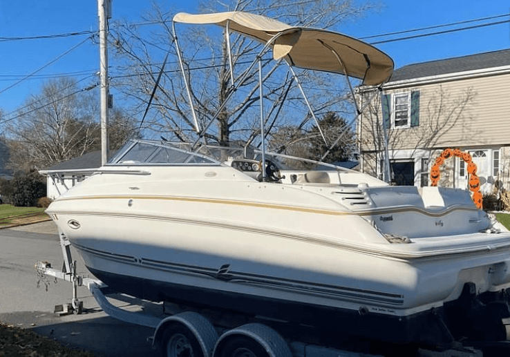 Larson Cabrio 232 Sport Boat Tour in Mound, Minnesota