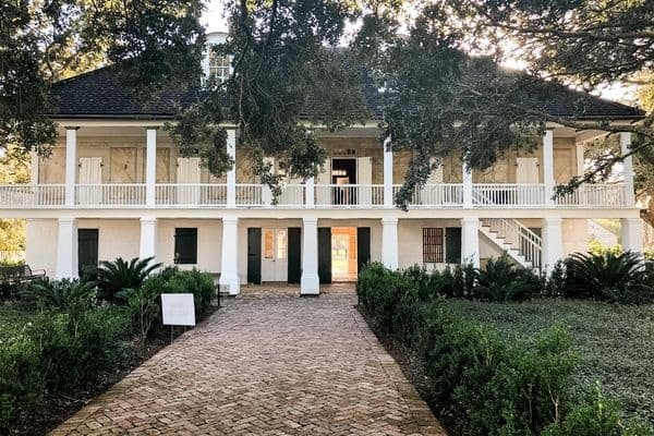 Plantation Tours from New Orleans: Visit Two Historic Plantations & Learn the Full Story photo 1