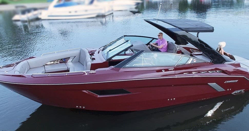 Water Activities & Cruising with Rent Cruisers Yachts