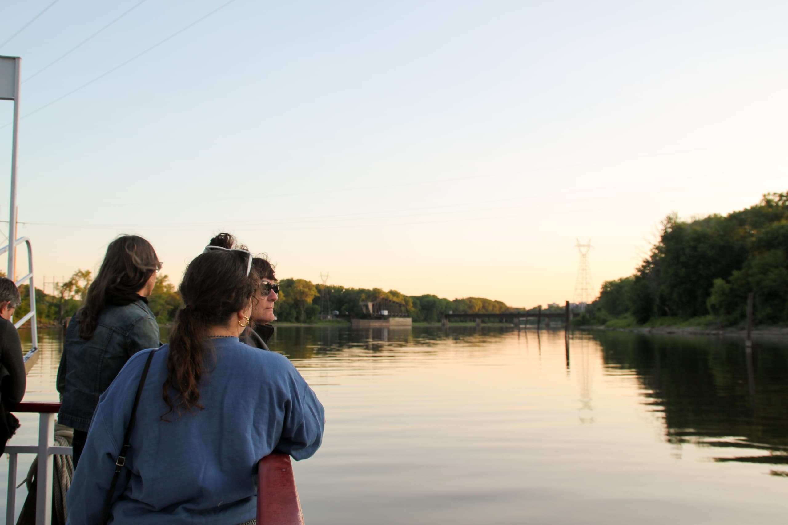Freedom 250 River Cruise: Mississippi River History, Wildlife & Sunset Sails from Saint Paul photo 2