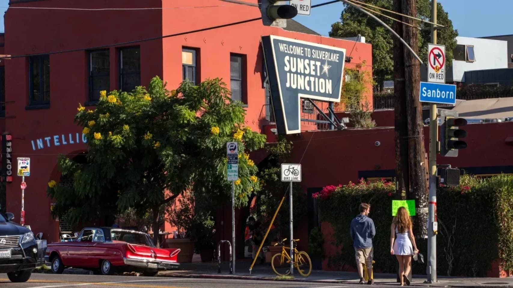 Silverlake Food Tour with Hollywood Hikes, LLC
