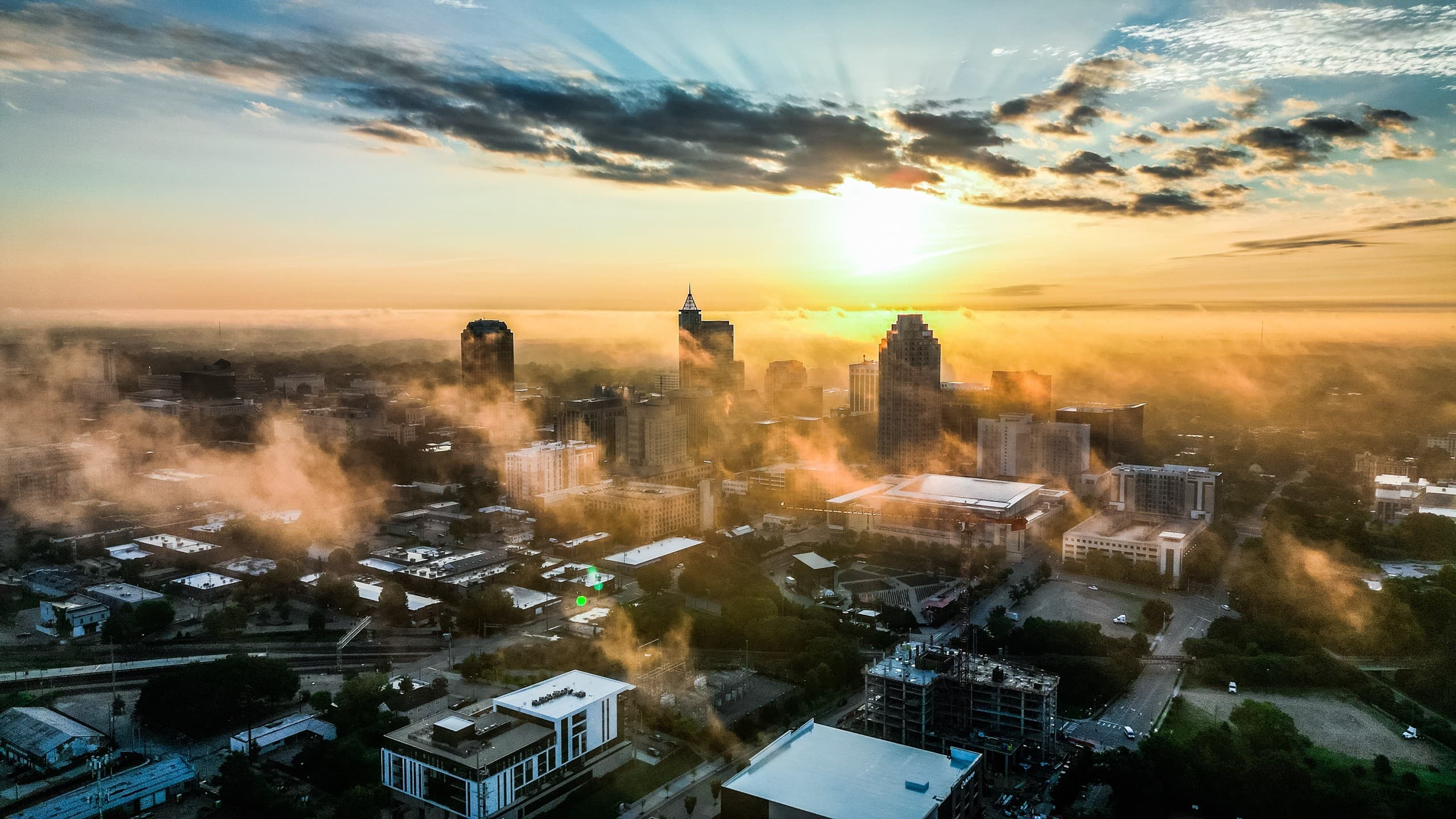 Golden Hour Aerial Flight Over Raleigh: Sunset Scenic Plane Experience