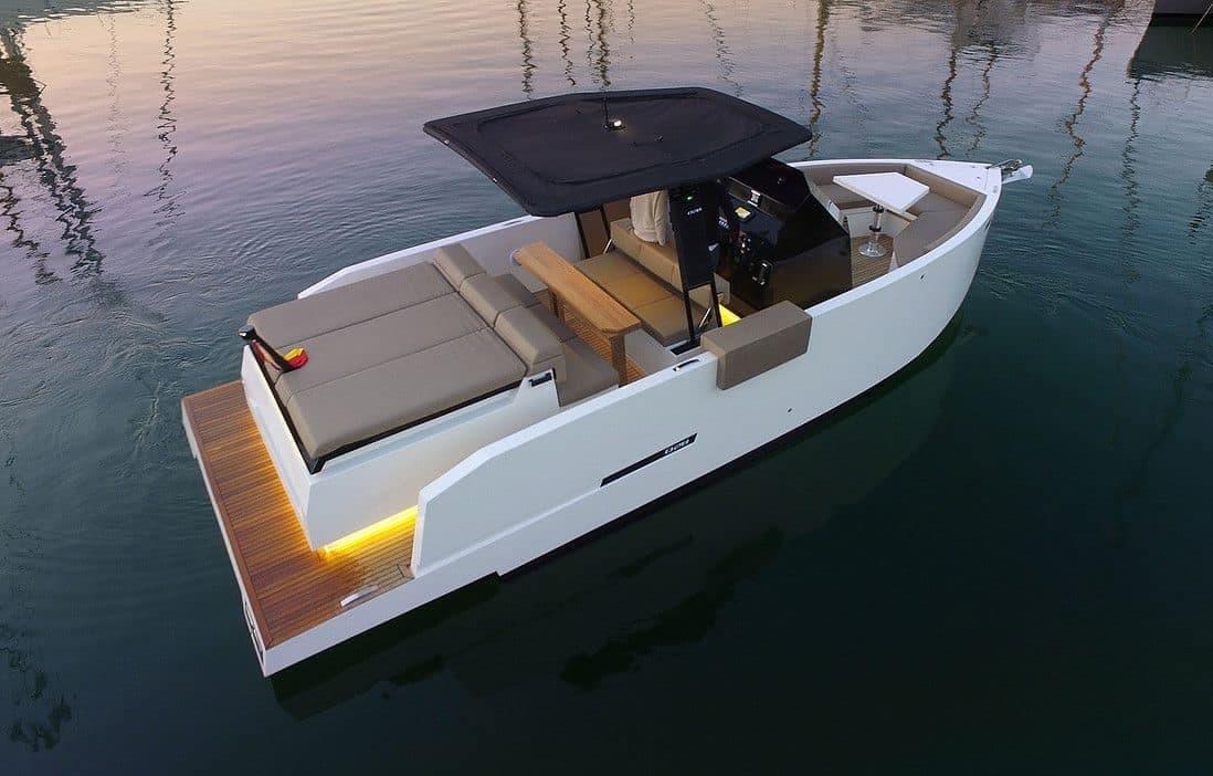 Private Yacht Charters with Grupo Boramar in Valencia
