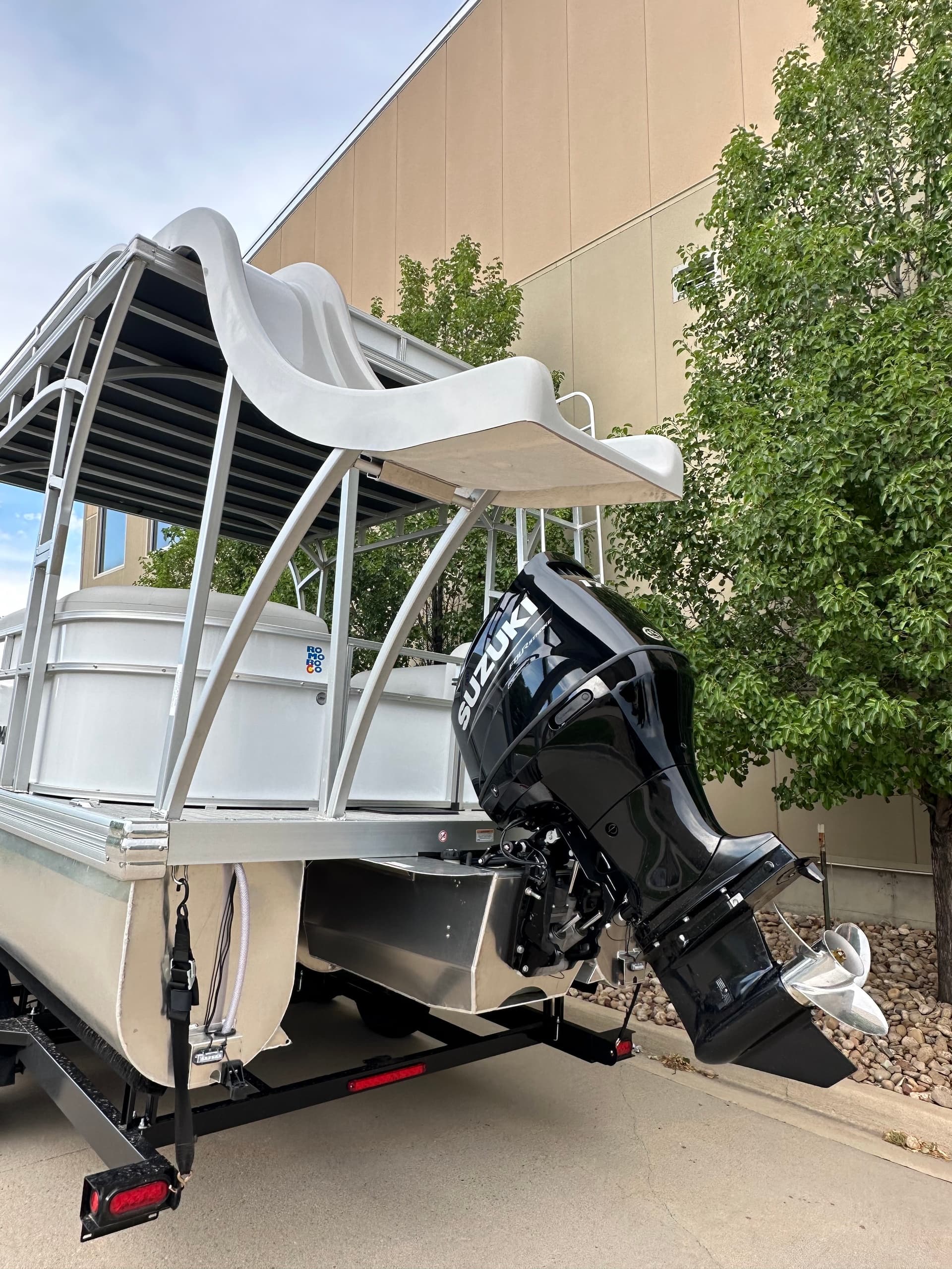 Landau Island Breeze 252 Sundeck - Horsetooth Reservoir Pontoon with Water Slide photo 1