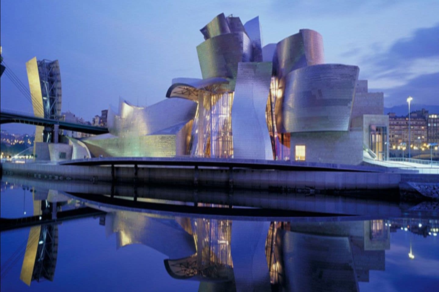 Bilbao Architecture Walks with Artchitectours