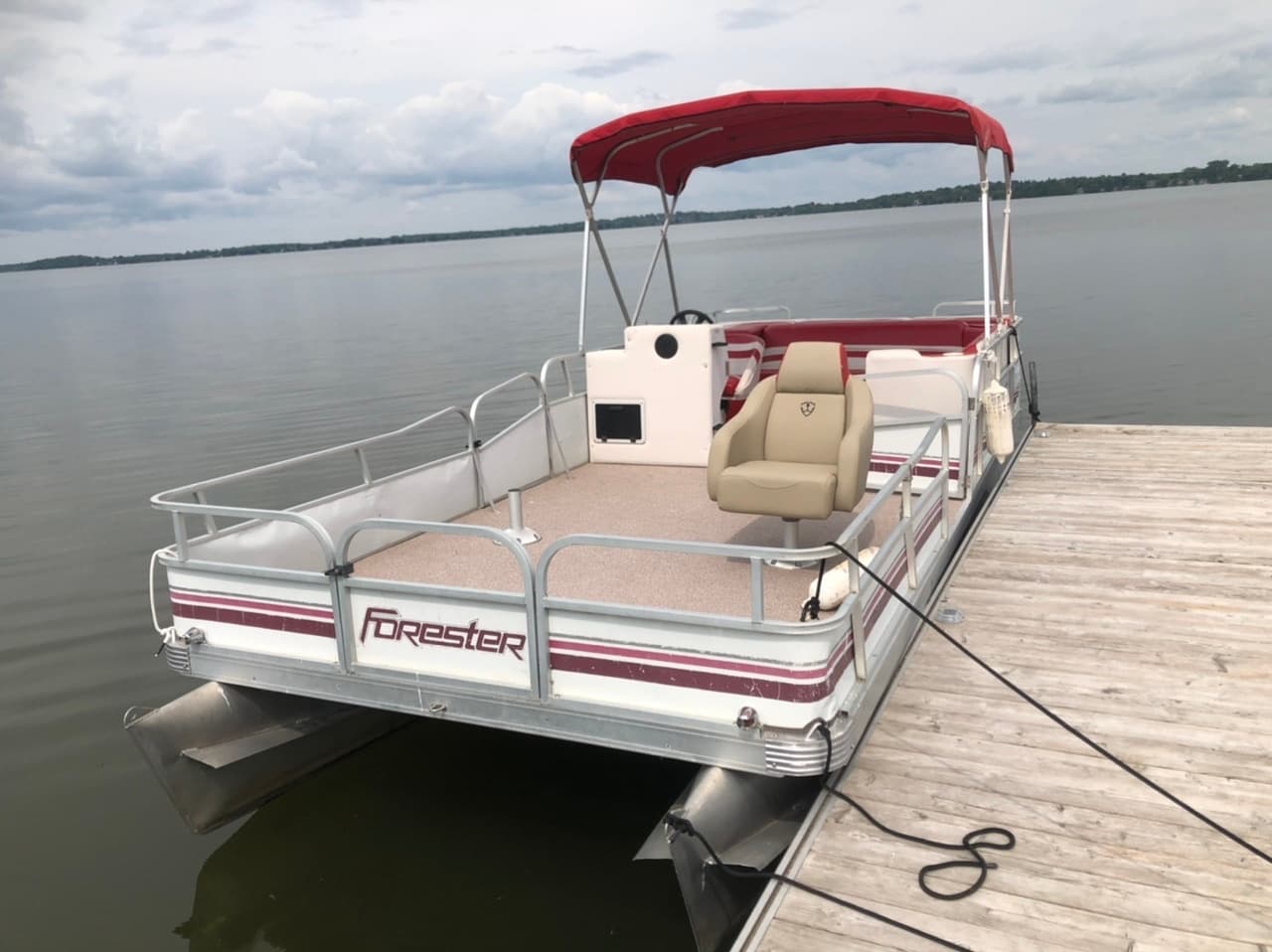 Boat Rentals on Scugog Island Marina Waters