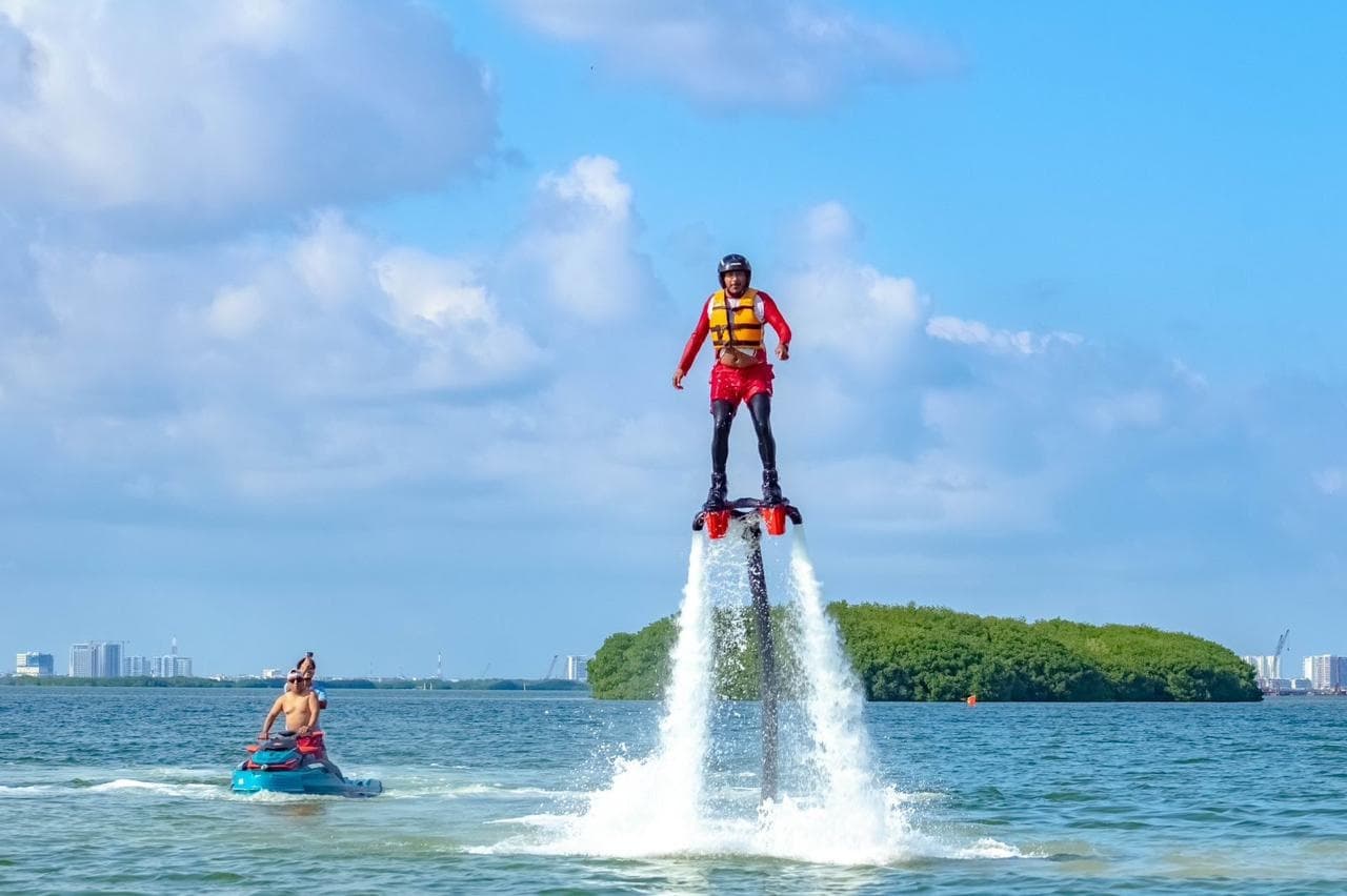 Flyboard Adventure Over Nichupte Lagoon, Cancún