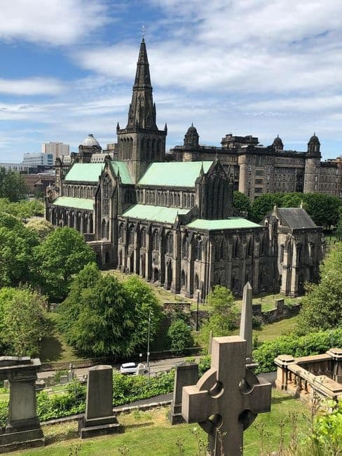 Full-Day Private Glasgow Tour by Love Scotland & Edinburgh Tours