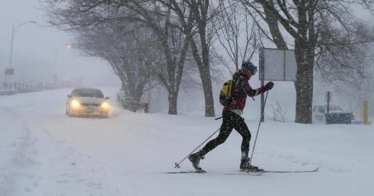 Explore New Hampshire’s Winter Wilderness: 2 Day Cross Country Ski Rental in Conway
