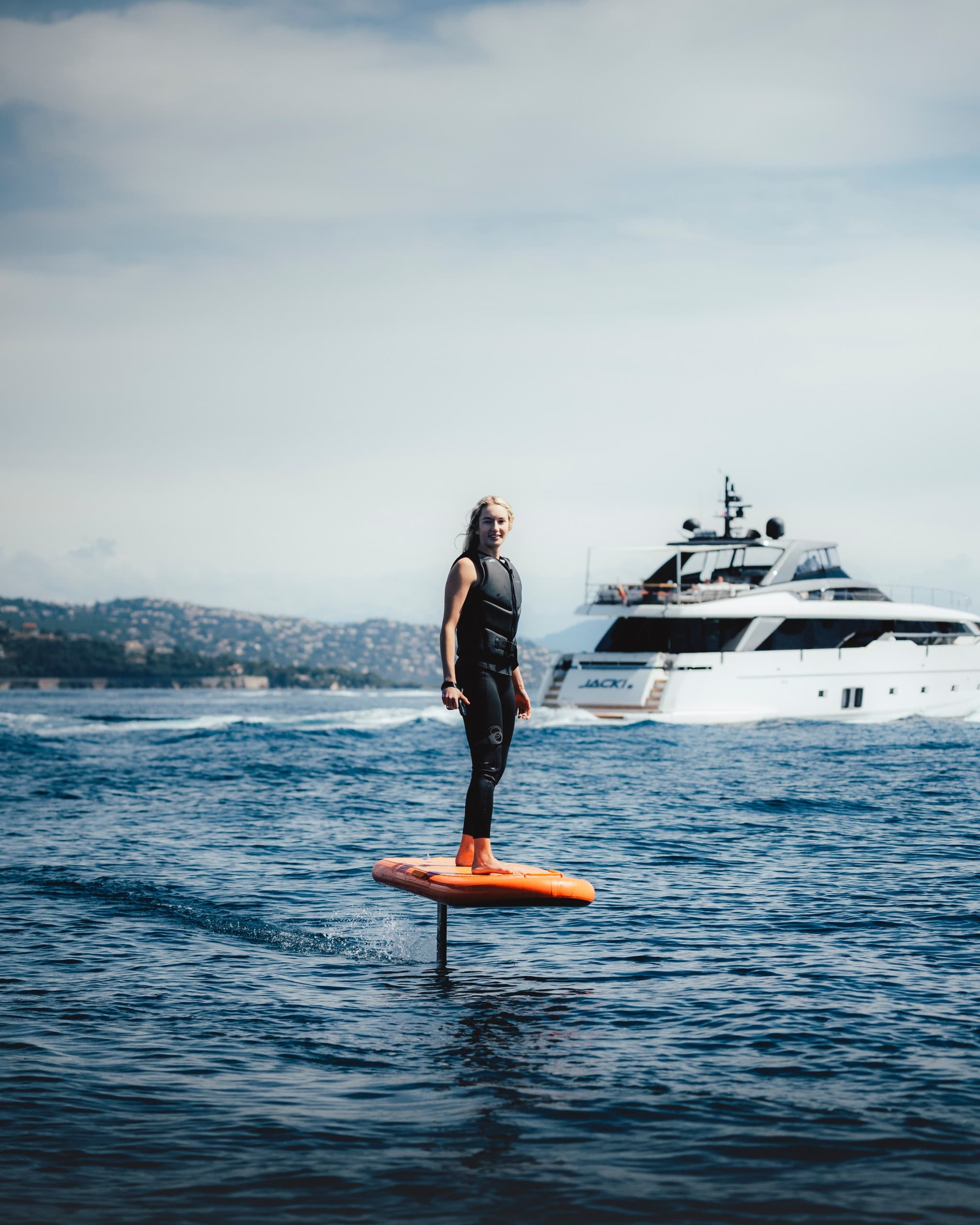 Efoil Introduction: 1-Hour Efoil Experience in the Gulf of Saint-Tropez