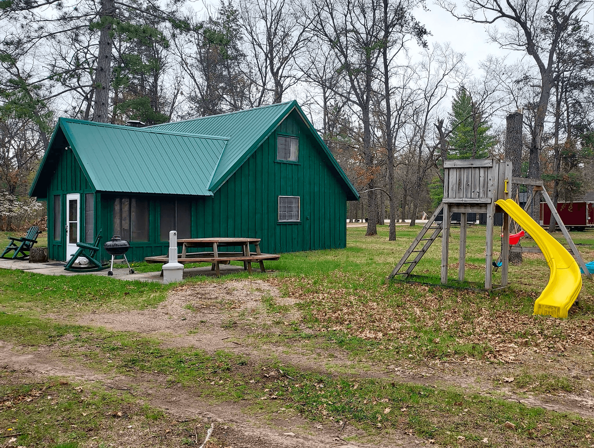 Hiking & Wildlife at Trailside Chalet in Huron National Forest