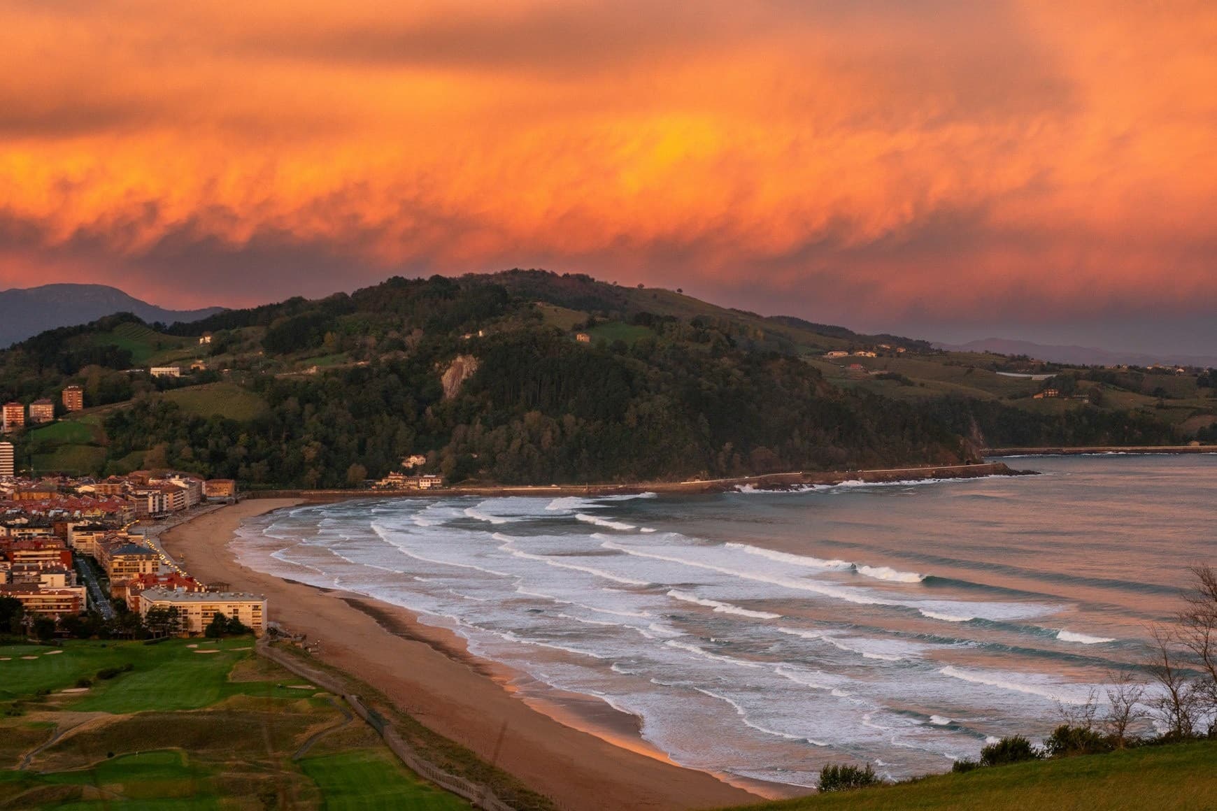 Basque Coast Flysch Boat Tour: Getaria, Zarautz & Orio from San Sebastián