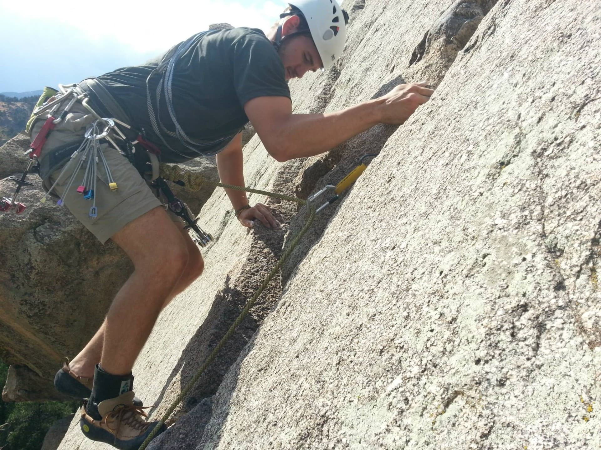 Climbing Adventure & Colorado Climbing Company: Lead in Eldorado Canyon