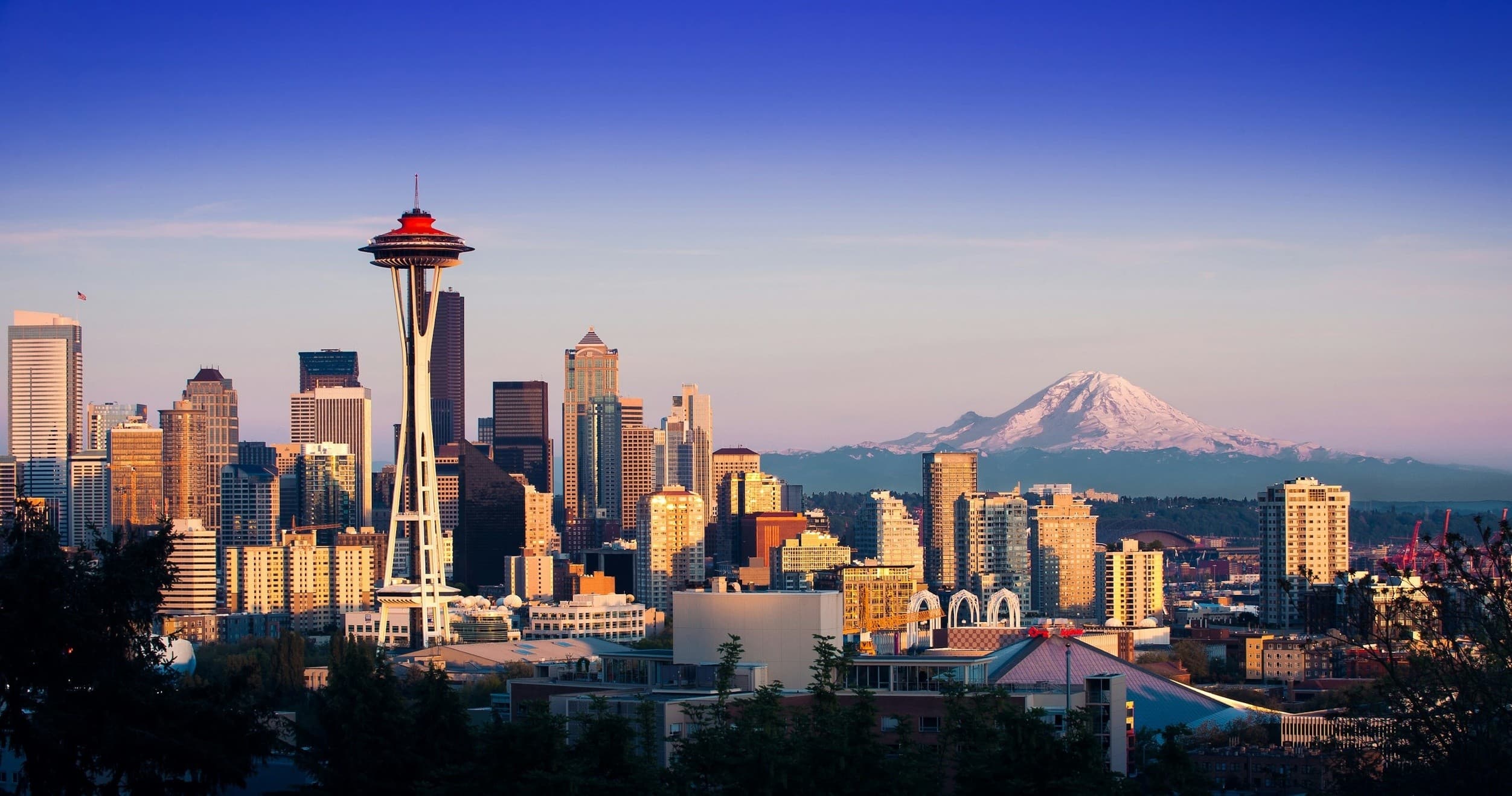 Space Needle skyline with Mount Rainier, Seattle panoramic view