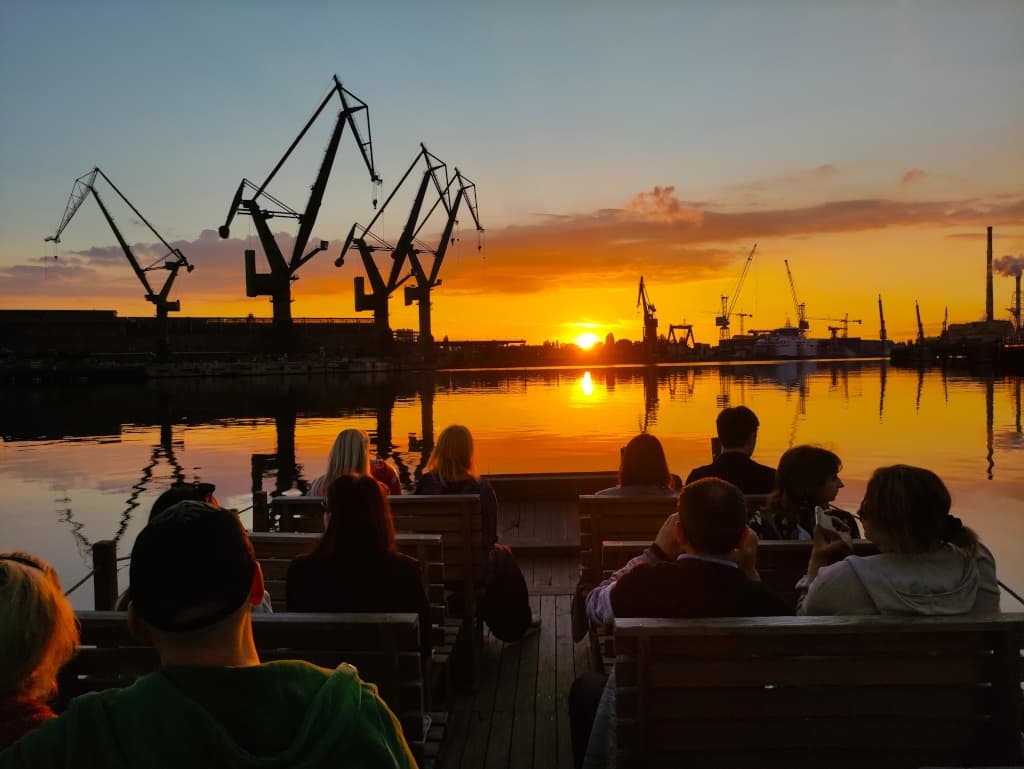 Sunset Galar Cruise with Fundacja Galar Gdanski in Gdańsk