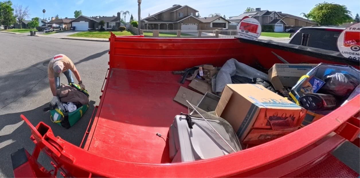 Haul Away the Mess: Curbside Trash & Construction Debris Removal in Bakersfield, CA photo 1